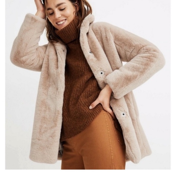 Madewell Jackets & Blazers - NWT Madewell Faux Fur Coat in Bisque